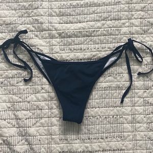 Adjustable Brazilian bikini bottoms